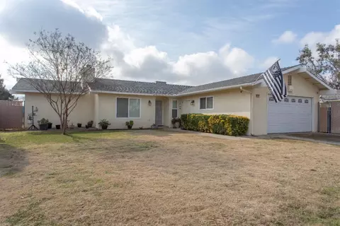 1536 Donner Ave, Clovis, CA 93611 photo 1