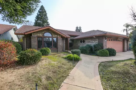 377 Evergreen Ave, Clovis, CA 93611 photo 1