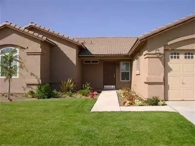15836 W San Joaquin Ave, Kerman, CA 93630 photo 1