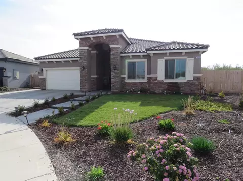 16191 W Ashli Ave, Kerman, CA 93630 photo 1