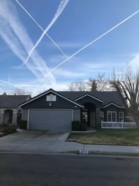 2073 E Brandywine Ln, Fresno, CA 93720 photo 1