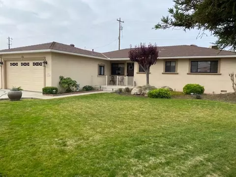 1918 Harvard Ave N, Clovis, CA 93612 photo 1