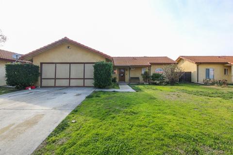 209 Valle De Paz Ave, Firebaugh, CA 93622 photo 1