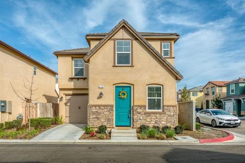 3775 Amity Ln, Clovis, CA 93619 photo 1