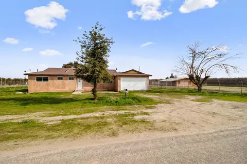 14482 W Mckinley Ave, Kerman, CA 93630 photo 1