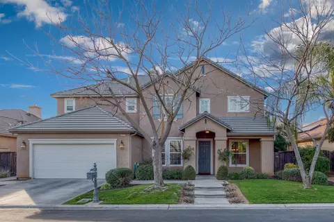 4515 N Emerald Peak Dr, Clovis, CA 93619 photo 1