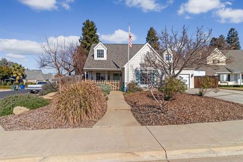 941 N Adler Ave, Clovis, CA 93611 photo 1