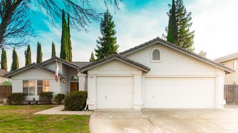 2254 Roberts Ave, Clovis, CA 93611 photo 1
