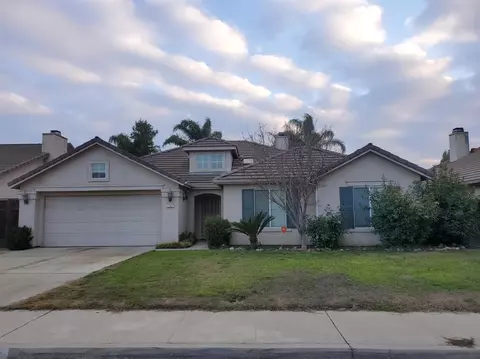 1307 Jackson St, Selma, CA 93662 photo 1