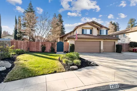 2302 Celeste Ave, Clovis, CA 93611 photo 1