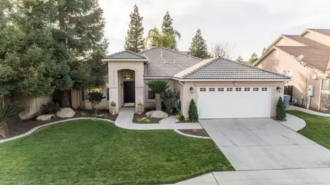 1976 N Joshua Ave, Clovis, CA 93619 photo 1