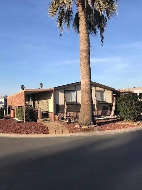 1218 E Cleveland Ave #155, Madera, CA 93638 photo 1