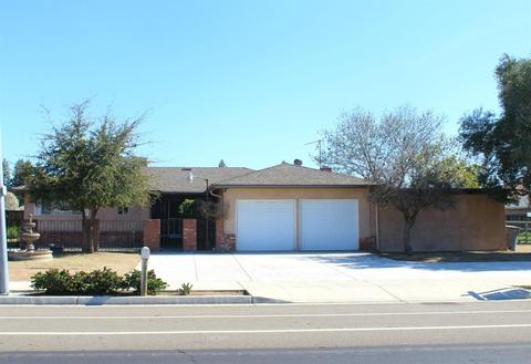 2967 Armstrong Ave, Clovis, CA 93611 photo 1
