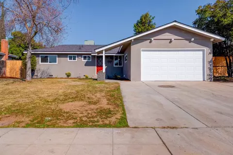 853 W National Ave, Clovis, CA 93612 photo 1