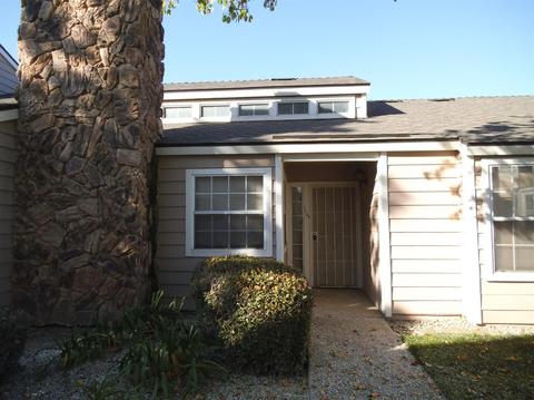 1462 Mayflower Way, Clovis, CA 93612 photo 1