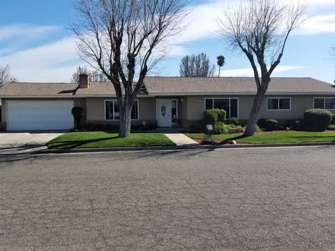 413 Fall Ave, Madera, CA 93637 photo 1