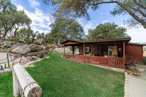 25878 White Thorne Rd, Clovis, CA 93619 photo 1