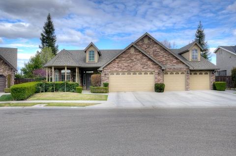 1673 N Dewitt Ave, Clovis, CA 93619 photo 1