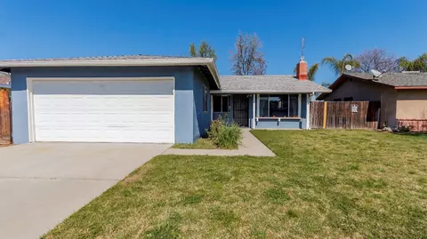 647 W Antonio Dr, Clovis, CA 93612 photo 1