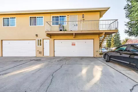 432 W Alamos Ave #4, Clovis, CA 93612 photo 1