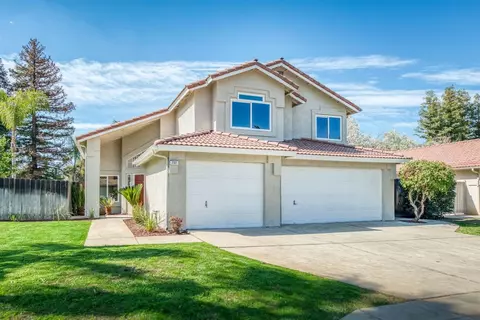 732 Filbert Ave, Clovis, CA 93611 photo 1
