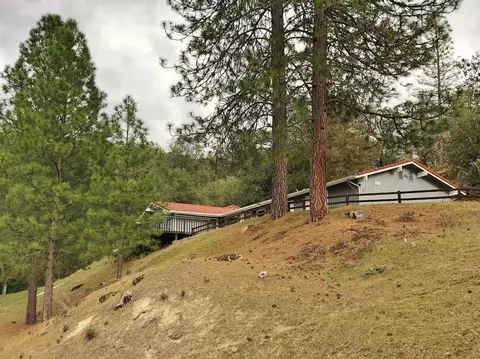 40122 Hillsborough Loop, Oakhurst, CA 93644 photo 1