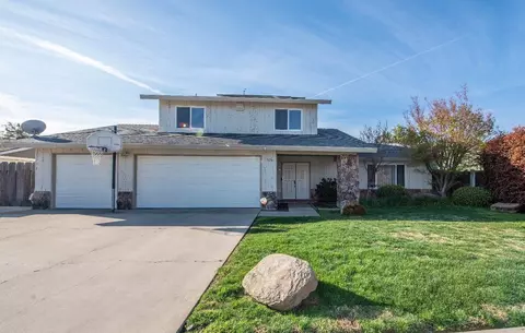 526 W Polson, Clovis, CA 93612 photo 1