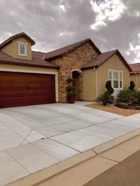 3948 Dearborn Ave, Clovis, CA 93619 photo 1