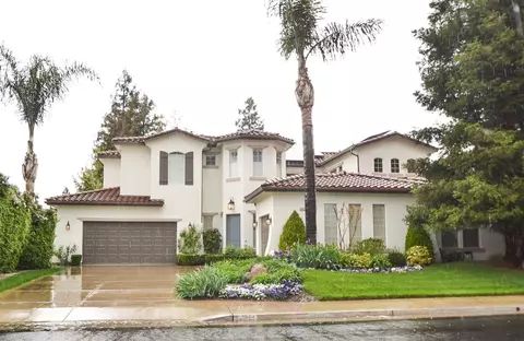 1174 N Orangewood Ave, Clovis, CA 93611 photo 1