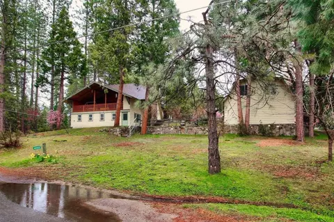 44935 Mountain Meadow Rd, Oakhurst, CA 93644 photo 1
