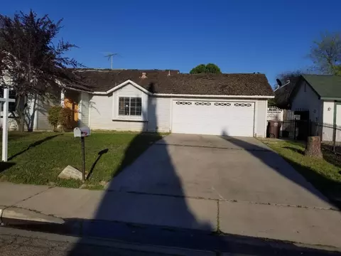 1154 Brehler, Sanger, CA 93657 photo 1