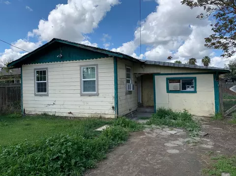 1733 7th St, Firebaugh, CA 93622 photo 1