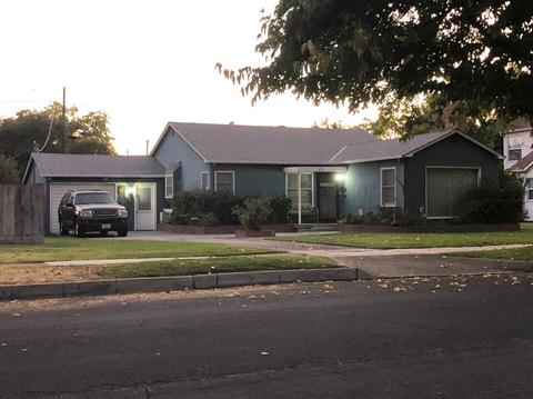 270 E 20th St, Merced, CA 95340 photo 1
