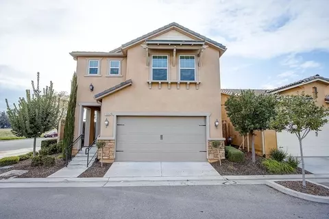 1504 N Vanguard Way, Clovis, CA 93619 photo 1