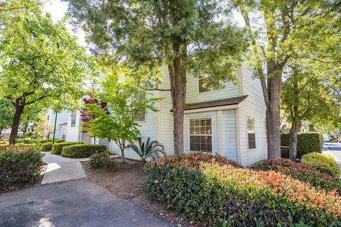 153 W Pilgrim Ln, Clovis, CA 93612 photo 1