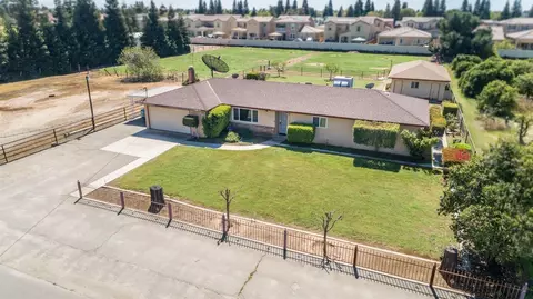 2120 Alluvial Ave, Clovis, CA 93611 photo 1