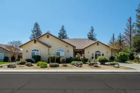 15747 W E St, Kerman, CA 93630 photo 1