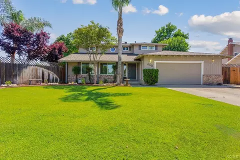 660 Redwood Ln, Lemoore, CA 93245 photo 1
