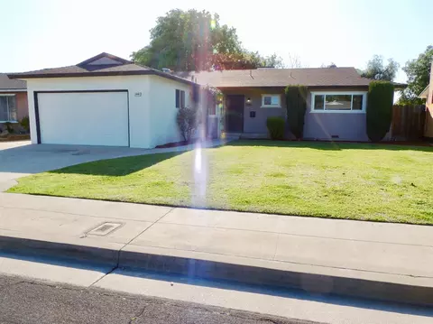 2886 Bush Ave, Clovis, CA 93612 photo 1