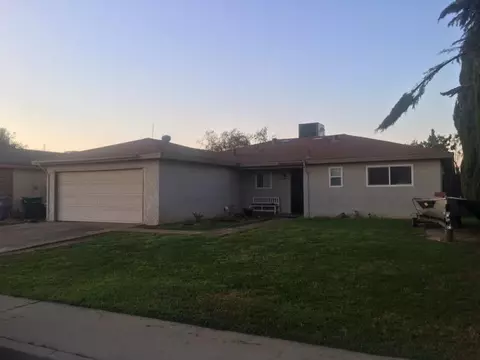 413 Ashlan Way, Madera, CA 93638 photo 1