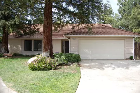 2591 Paul Ave, Clovis, CA 93611 photo 1