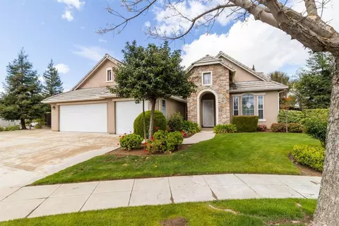 2717 Calimyrna Ave, Clovis, CA 93611 photo 1