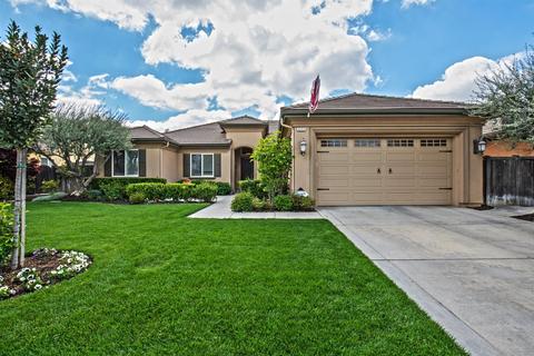 2252 Jordan, Clovis, CA 93611 photo 1