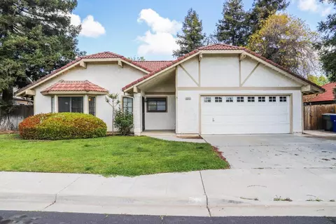 2313 Purvis Ave, Clovis, CA 93611 photo 1
