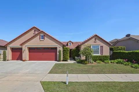 3333 Whiteash Ave, Clovis, CA 93619 photo 1