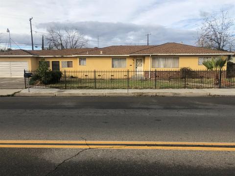 250 Roosevelt Ave, Madera, CA 93638 photo 1
