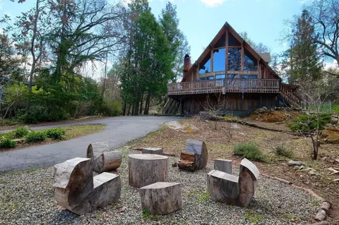 39780 Pine Ridge Rd, Oakhurst, CA 93644 photo 1