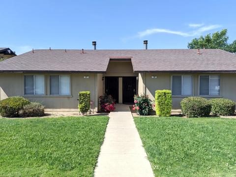 207 Fairmont, Clovis, CA 93612 photo 1