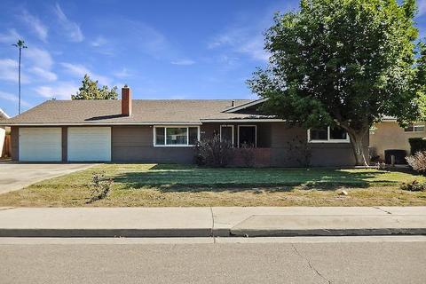 2115 4th St, Sanger, CA 93657 photo 1