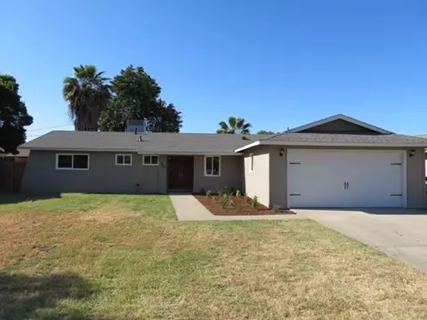 908 Elm St, Hanford, CA 93230 photo 1